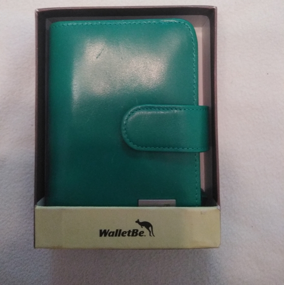 Teal wallet - Picture 2 of 2